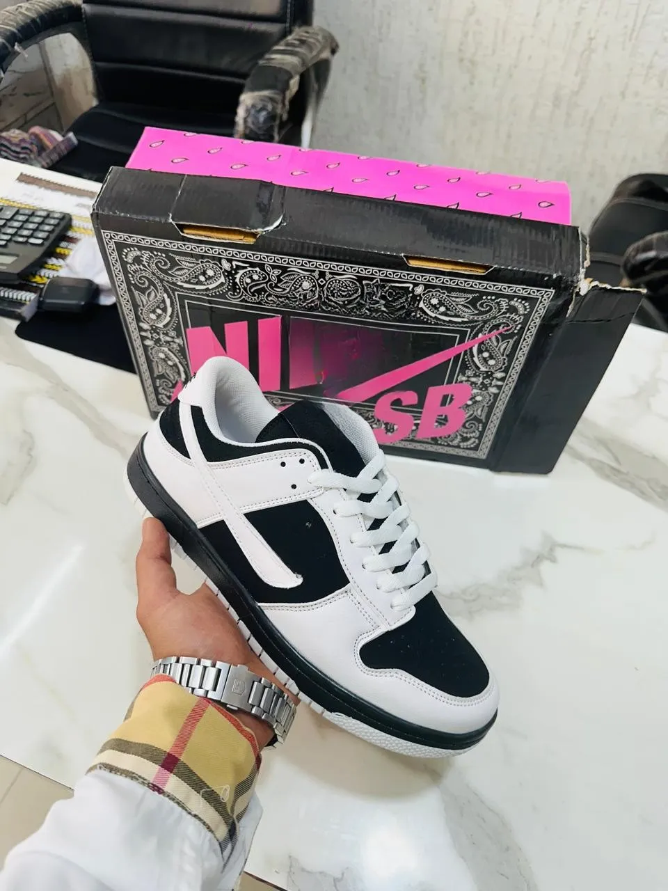 FOOTWEAR STUDIO- Nike SB Dunk Low Black & White