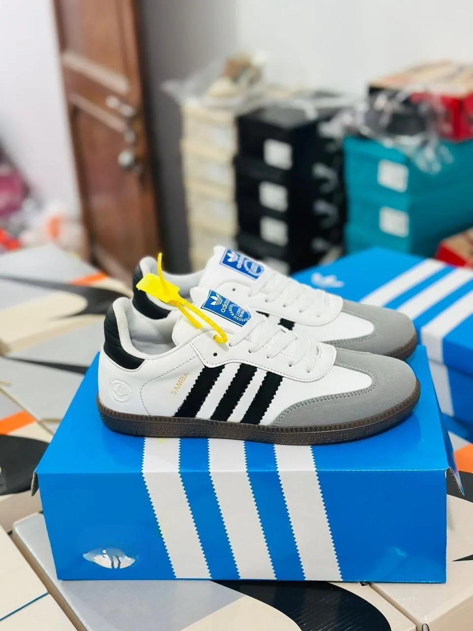 FOOTWEAR STUDIO- Adibas Samba Classic White Black Grey