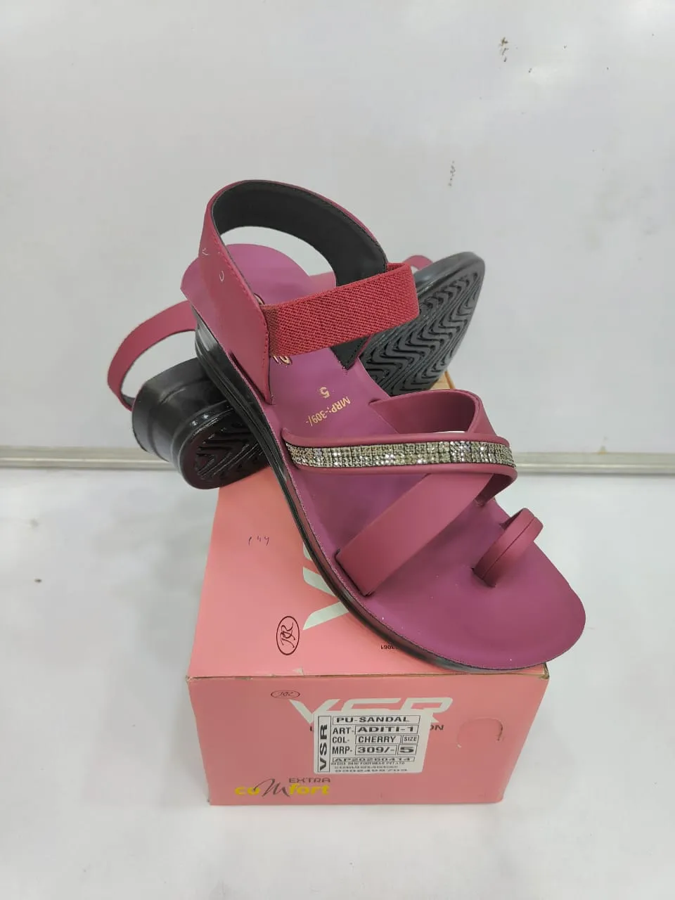 LADIES SANDAL