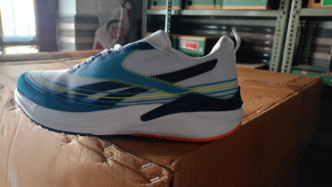 FS-311 Men Gradient Color Casual Sports Shoes